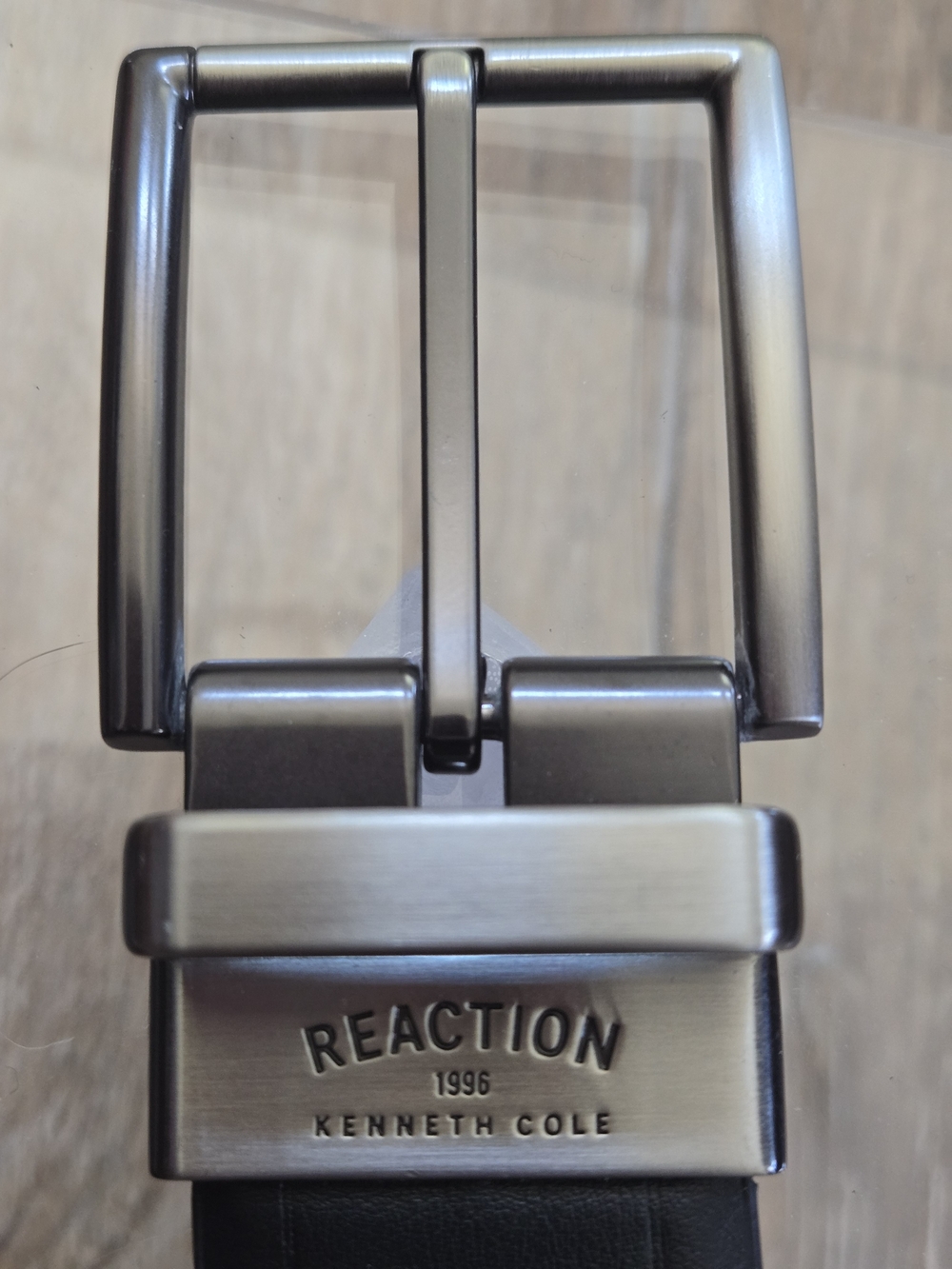 Kenneth Cole Reaction Men's Brushed Silver Buckle Belt